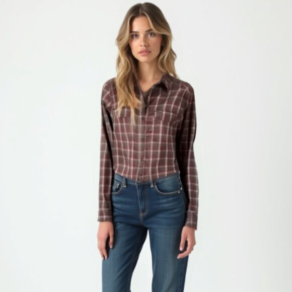 Columbia Tops - ❤️ Columbia Plaid Button-Up Women's Shirt XL